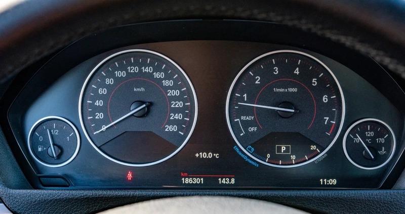 BMW Seria 3 cena 74900 przebieg: 186000, rok produkcji 2017 z Wrocław małe 301